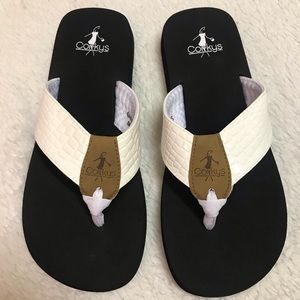 ☀️White Flip Flops☀️